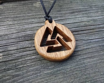 Collier pendentif Valknut en chêne fait main - Bijoux païens vikings