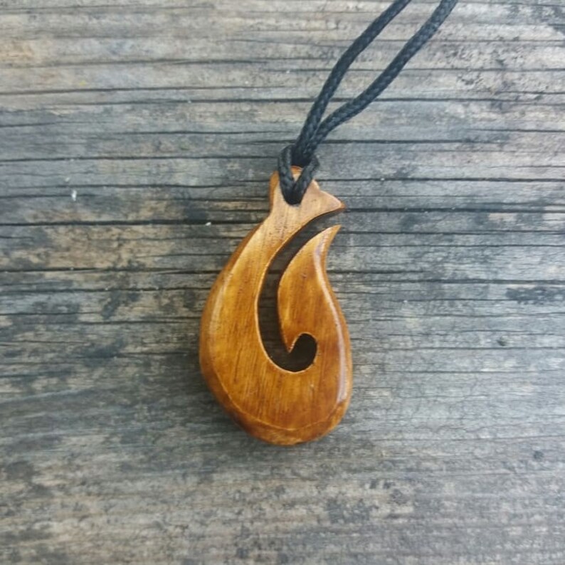 Maori Hook, Maori Hook Necklace, Wooden Maori Hook Necklace, Maori Hook
