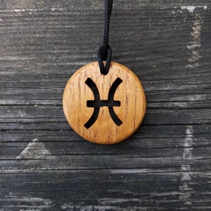 Naszyjnik z wisiorkiem Ryby, naszyjnik z wisiorkiem ze znakiem zodiaku, naszyjnik z wisiorkiem ze znakiem horoskopu, ręcznie robiony drewniany naszyjnik z wisiorkiem