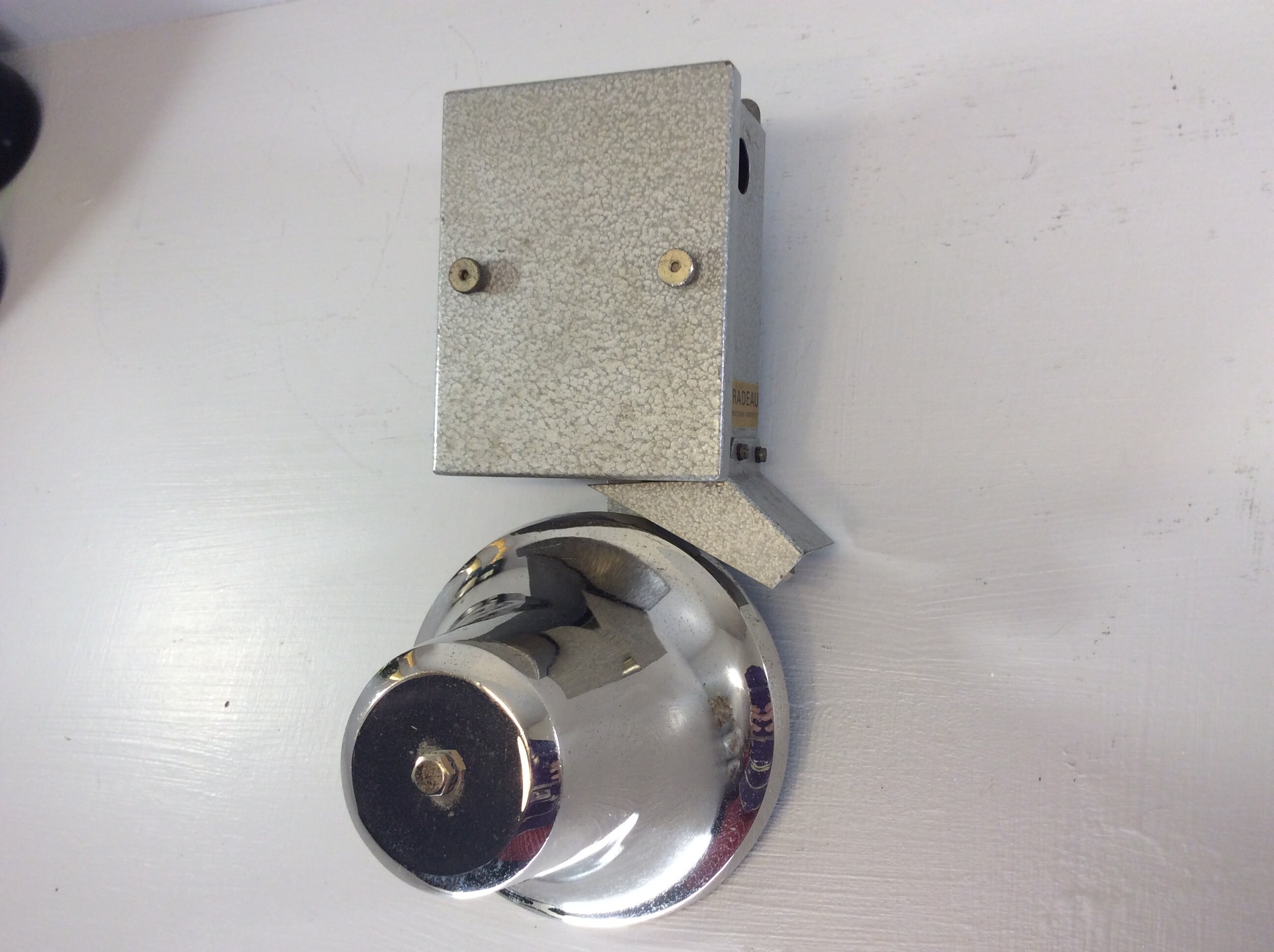 Vintage Wall Mounted Paris Fait 6V Chrome Alarme Bell, Cloche Électrique, Décoratif Chromée Bell