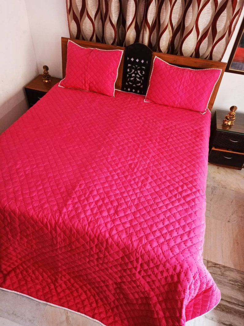 Handquilted Pure Silk Fabric Quilt Queen Size 108 Inch X 108 Etsy