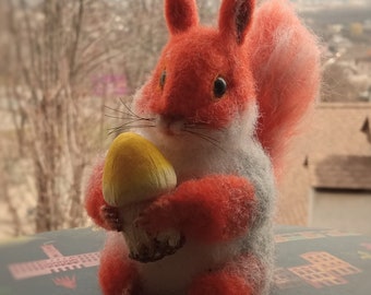 Needle felted Forest squirrel made of wool