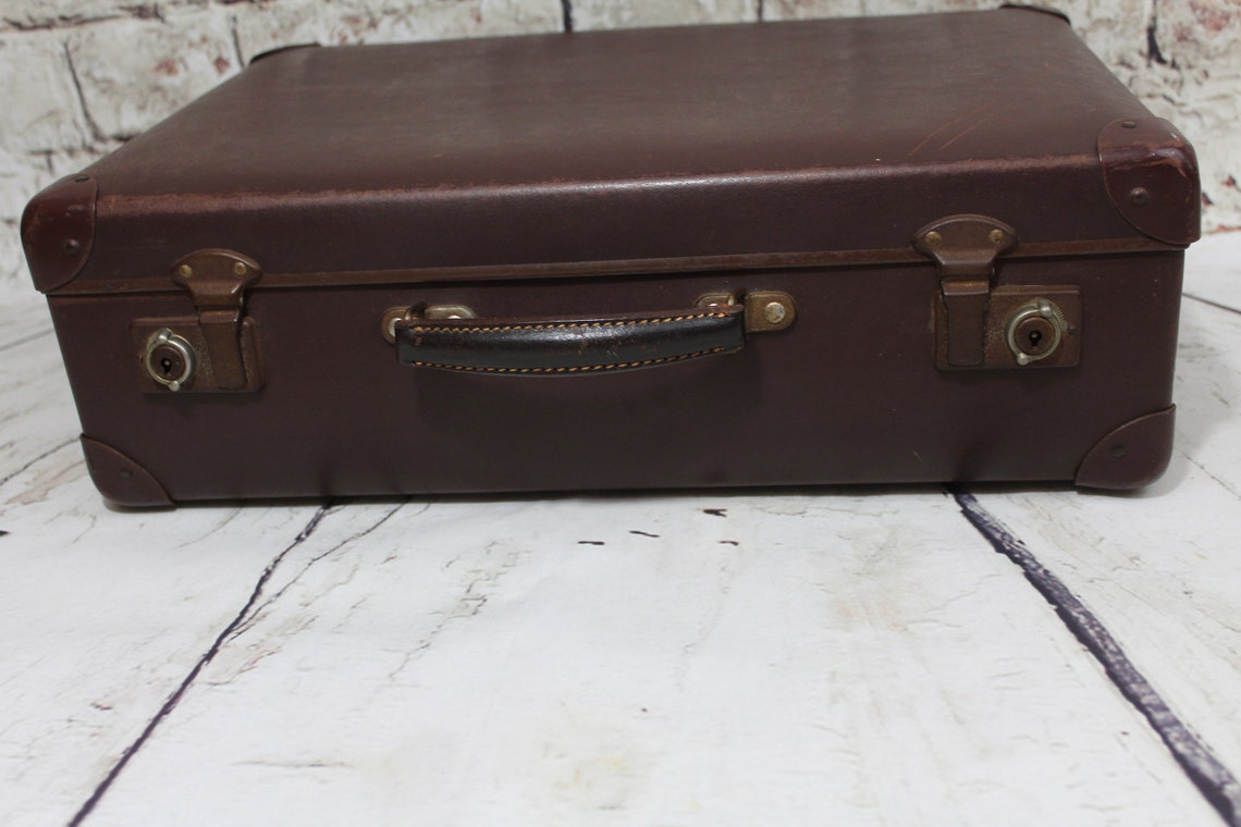 VINTAGE GLOBETROTTER suitcase1940 travel luggagebrown fibre Etsy