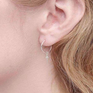 Schwedische Handgefertigte Freya Damen Designer 925 Sterling Silber Wikinger Ohrringe (Klein) - Inspiriert von den Heldinnen in der nordischen Mythologie.