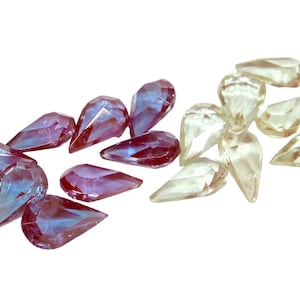 1 handmade rare glass stone 13x8 mm teardrop opal glass faceted sappharine saphiret light blue purple made in Germany 1950