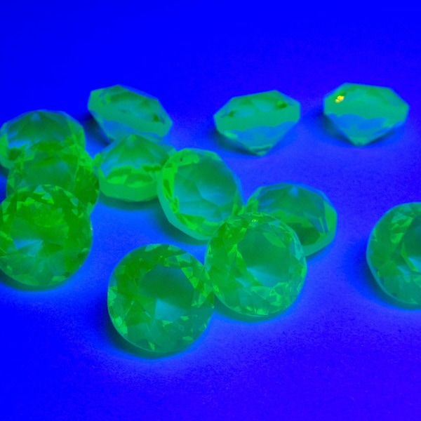 2 jewelry stones handmade glass stones SS48 11 mm round uranium glass yellow bright NEON originally made in Germany 1970