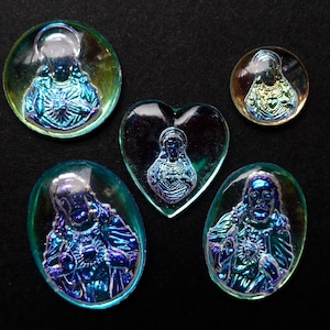 2-6 Cabochons Heart of Jesus handmade glass stones Jesus Oval Heart Round Aurora borealis Christ Holy original Made in western Germany 1970