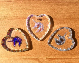 2 handmade glass stones 20x18 mm heart pendant unicorn heliotrope aurora boreal silver blue horse rhinestones original made in Germany 1970