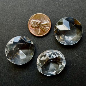 2 gemstones 22mm round faceted heliotrope rhinestones 1970s western Germany
