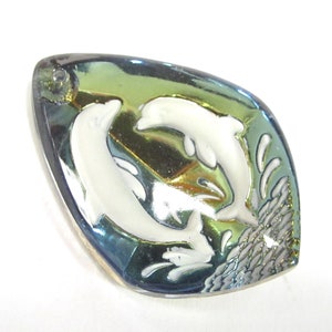 1 handmade glass stone 35x25 heliotrope bermuda dolphin pendant painted crystal charm strass original Made in Germany approx. 1960