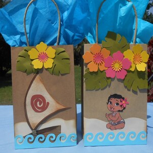 Moana Favor Bags themed party set of 10. Favor Bags to Moana theme, Moana party favor bags.