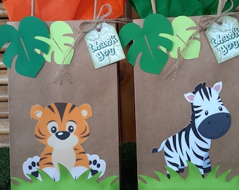 Favor Bags to Jungle/ Safari themed party set of 12 .Jungle Animals Favor Bags. Favor Bags Jungle/Safari themed party.   Jungle party.