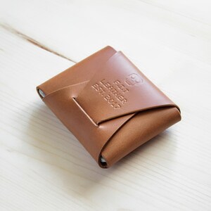 Cartera de cuero para tarjetas, cartera sin costuras, cartera vertical para tarjetas, cartera con solapa
