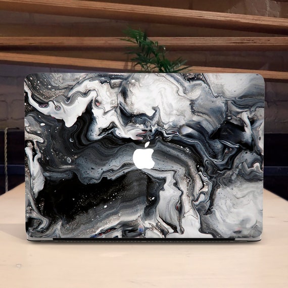 black marble macbook pro case