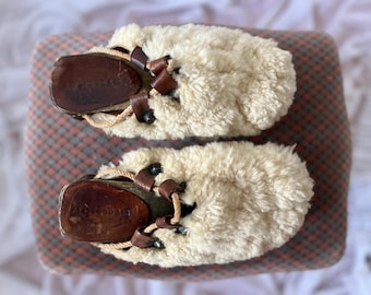 70s Sheepskin Clogs Hippie Wooden Sabot Shoes Boho Klomps  Mules 25 cm insole