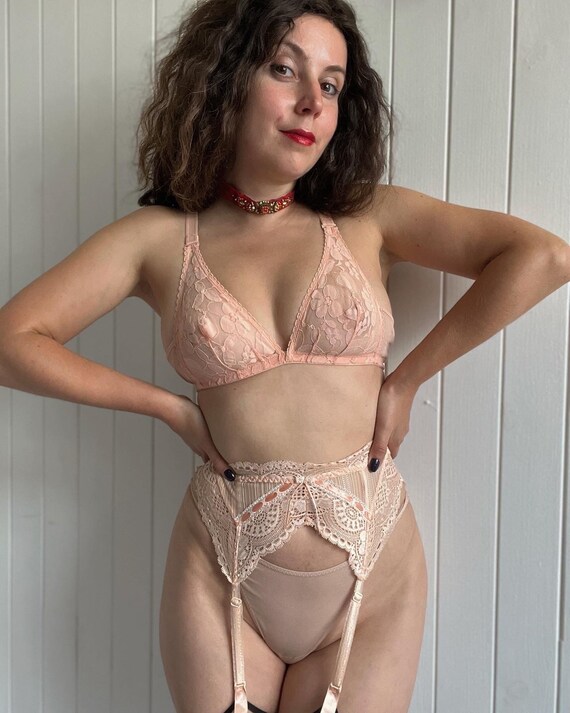 Bralette Dentelle Peach (pêche) Pour Femme - Taille Medium - NWT (Neuf Avec étiquettes) - Marque Xhilaration