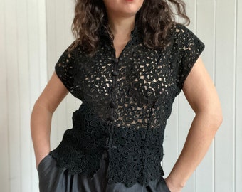 40s 50s Black Lace Blouse Size Small Vintage See Through Floral Guipure Top