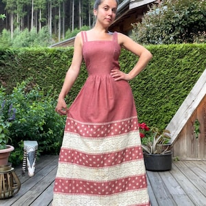 70s Cotton and Lace Prairie Maxi dress - Size Small