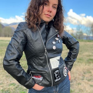 Blouson en similicuir Restlyled avec patchs droits de l'homme Blouson de moto vintage à bascule et nœud coulissant