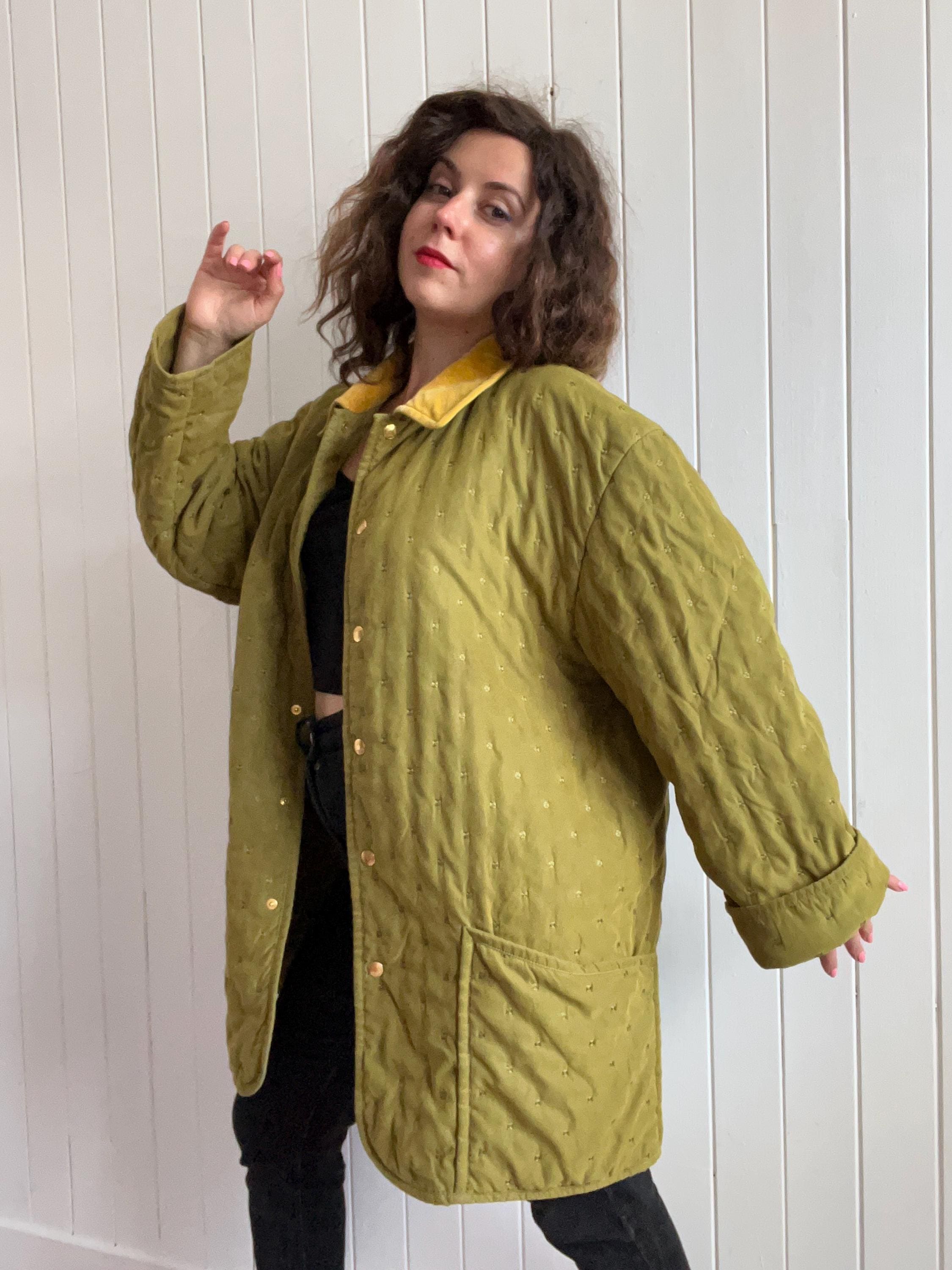 Vintage 80s 90s HERMÈS Paris Chartreuse Green Padded Cotton Vintage 80s 90s HERMÈS Paris Chartreuse Green Padded Cotton