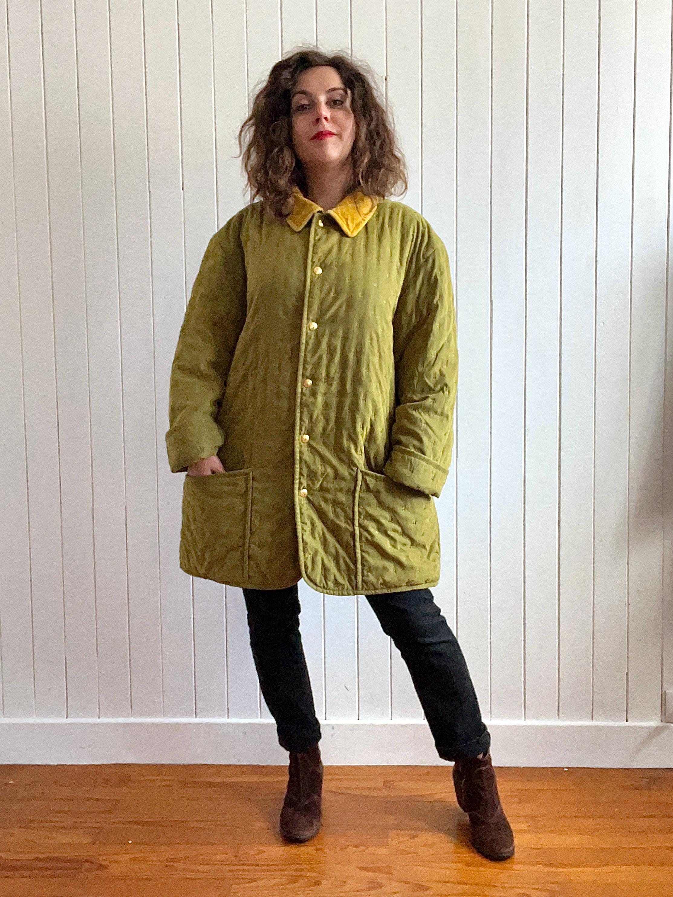 Vintage 80s 90s HERMÈS Paris Chartreuse Green Padded Cotton Vintage 80s 90s HERMÈS Paris Chartreuse Green Padded Cotton