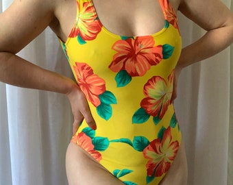Vintage 90s Yellow One -Piece Swimsuit Exotic Hawaiian flowers Swimming Suit Size Small Medium