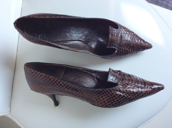 snake skin shoes heels