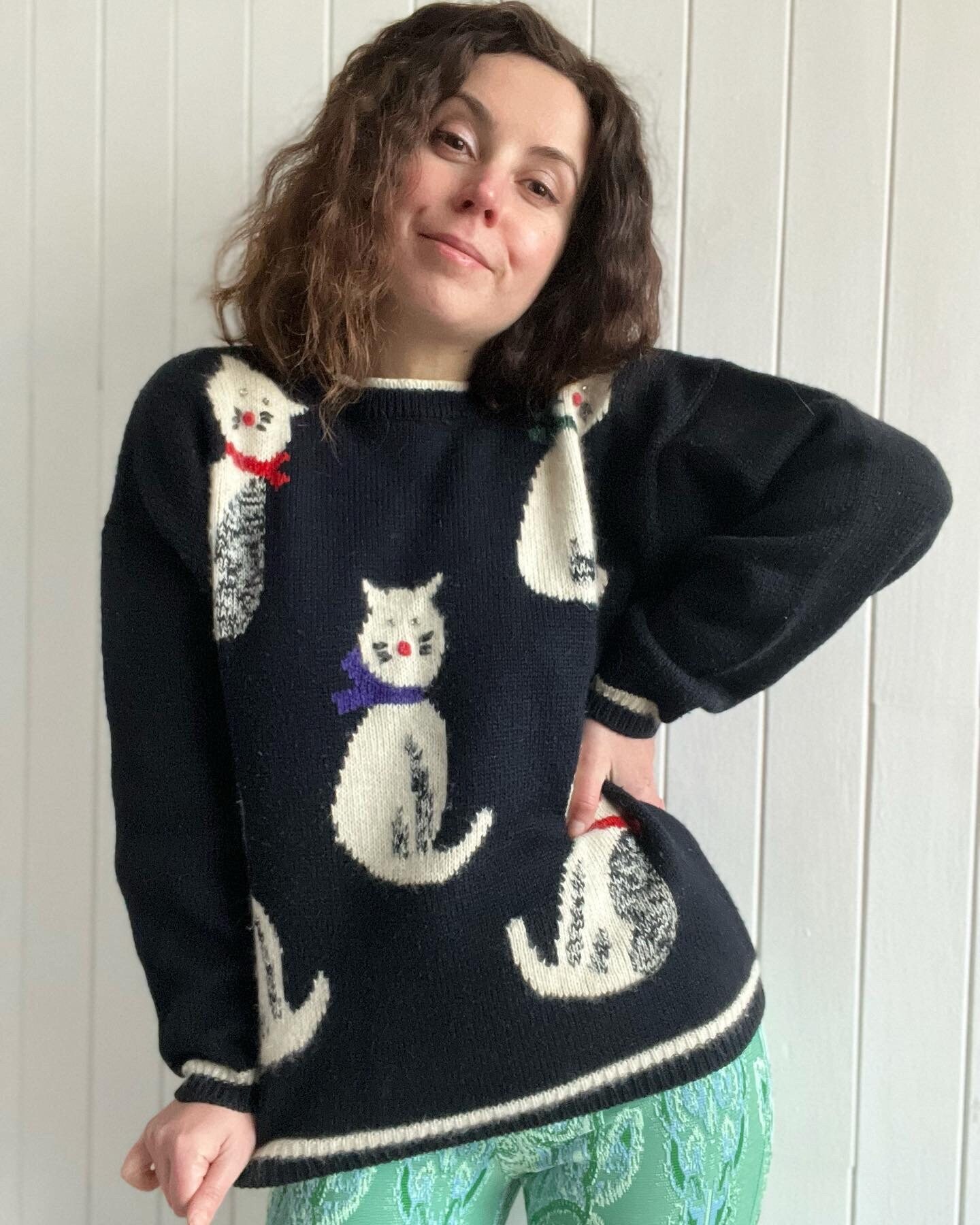 Pull 'Chat Noir Poussant Le Sapin' - Sweatshirt Humour Noël, 241 G, Coupe Classique, Cadeau Fan De Chats - 4