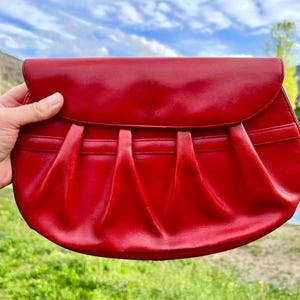Vintage 1940er Jahre rote Plissee Leder Clutch Handtasche Tasche Handschlaufe Geldbörse