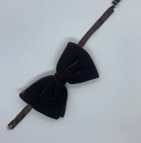 70s Chocolate Brown Viscose Velvet Bow Tie. Vinta… - image 2