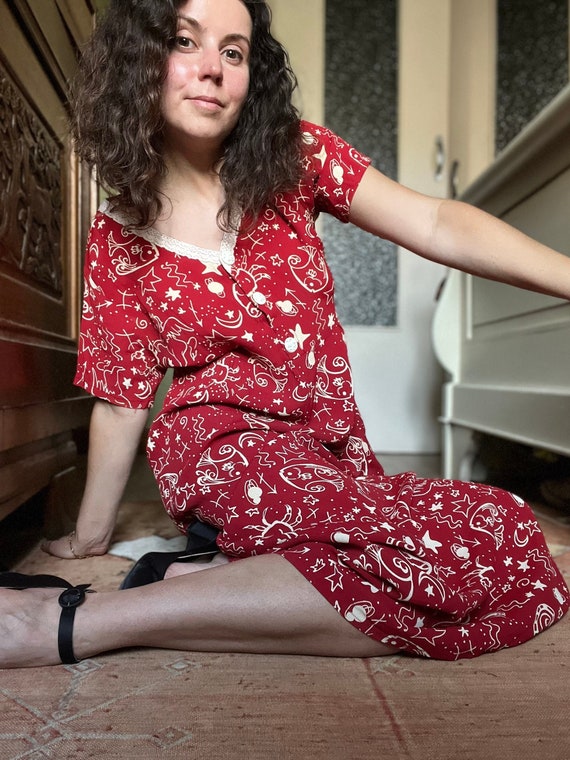 Sonia Rykiel, SONIA RYKIEL Vintage 70s Red Crepe Dress - Celestial Zodiac Print - Medium
