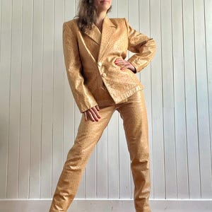 ESCADA Beige EMBOSSED  LEATHER Costume Set - Ostrich Skin Print Blazer and Pants Power Suit - Vintage 1990s - Two Piece - Size Medium