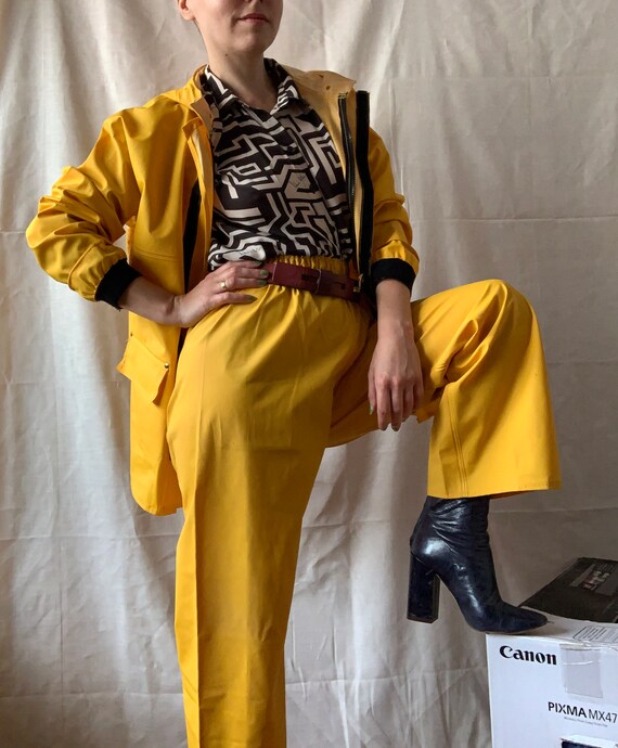 Vintage Yellow RUBBER Suit GUY COTTEN Size Small,