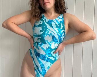 Vintage 90s Blue Tie Dye Workout Thong Bodysuit. Sexy One-Piece Swimsuit Aerobics Leotard Size Small