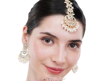 Gold kundan tikka and earrings set /Pearl mang tikka set/ pearl tikka earrings set/kundan tikka set/indian jewelry/