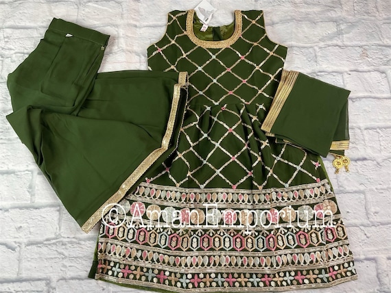 Green Velvet Salwar Suit,green Mehendi Dress,pakistani Velvet Suit, Winter  Velvet Dress, Plus Size Mehendi Kurta - Etsy