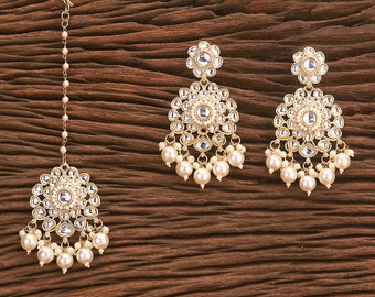 Classy Medium Size Kundan Gold Maang tikka Set /Pearl mang tikka set/kundan tikka set/indian jewelry/ indian wedding jewelry