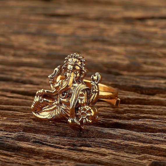 Antique Round Shape Golden Ring – Abdesignsjewellery