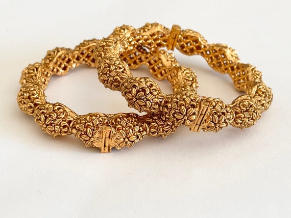 Gold women kada clearance