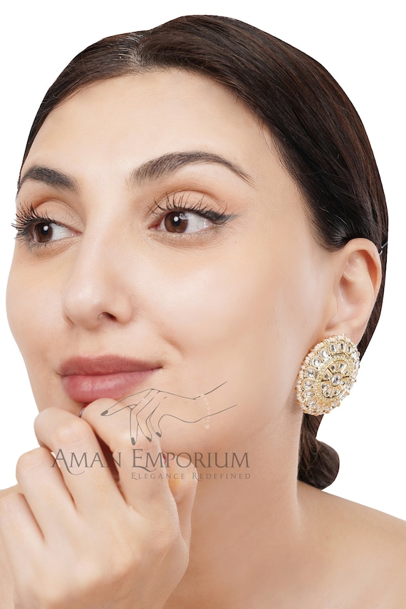 Buy Trendy Peacock Earrings Light Weight Simple Gold Earrings Designs for  Daily Use
