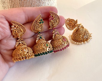 Jhumka en or antique/boucles d'oreilles bijoux du temple/Jhumkas en or pendantes/Jhumki paon antique/mariage indien/Kundan Jhumka