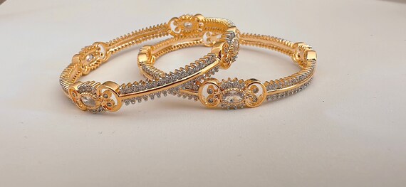 Daily wear on sale diamond bangles