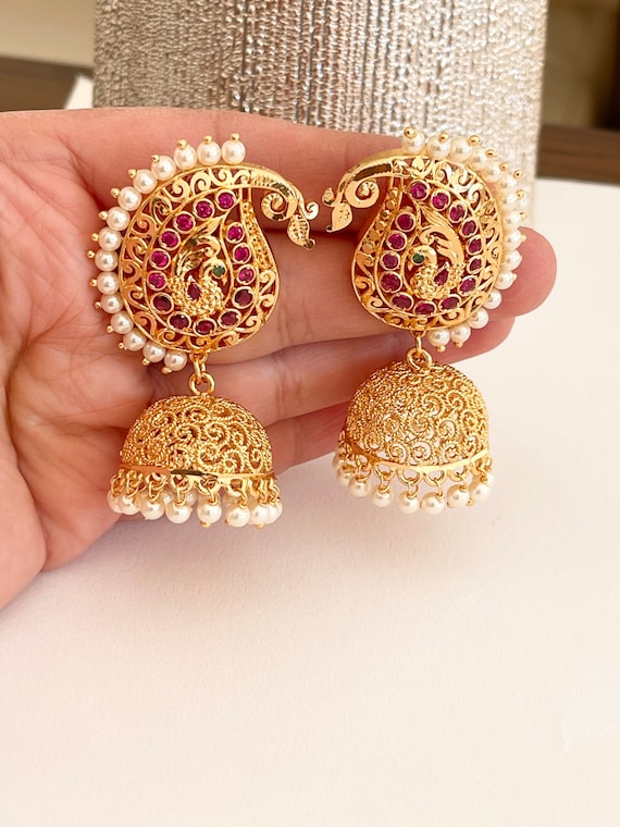 Buy Belleza Jewels Anti Rust Earrings.India's First Tarnish Free/Nickel  Free,Screwback – 18kt Silver Plated Women's Jewellery/tear drop cut halo  regular earings for women. at Amazon.in