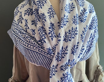 Neckerchief - modesty piece blue and white leaf Print