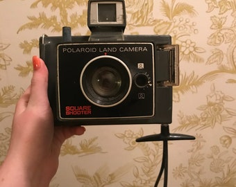 Polaroid Land camera Square shooter 1970s vintage