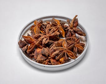 Organic Star Anise (Pimpinella anísum)