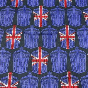 Tessuto di cotone Doctor Who Springs Creative CP59829 Bandiera britannica 2012