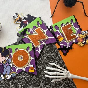 Mickey Mouse Halloween Banner / Mickey Halloween Birthday decor / Mickey Halloween Birthday Party/ Mickey Mouse High Chair Banner bild 1