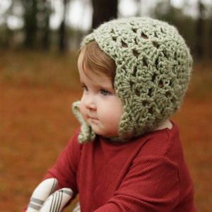 Vintage lace style bonnet
