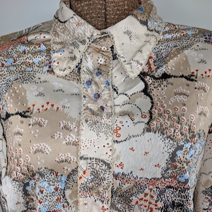 70s JCPenny Crochet Trim Women&#39;s Polyester Button Up Blouse